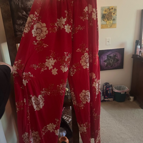 Red Floral Wide-Leg Pants - Picture 1 of 3